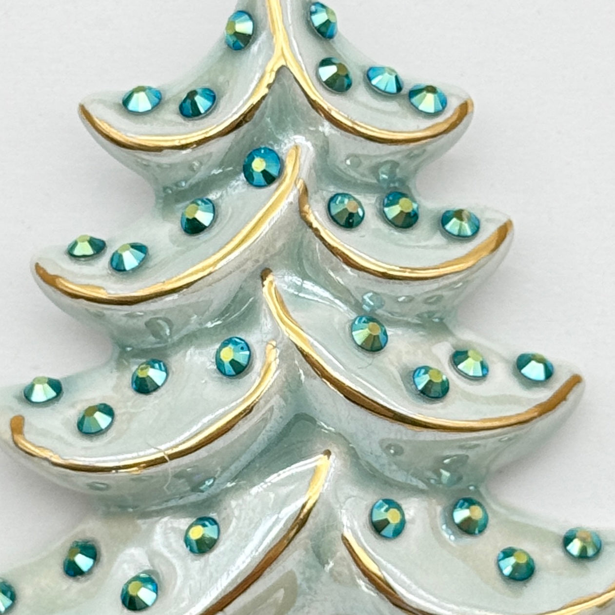 Vintage Style Ceramic Brooch Pale Green & Green