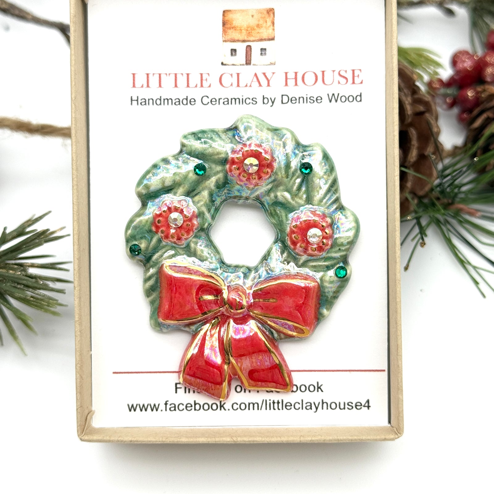 Vintage Style Ceramic Brooch Wreath