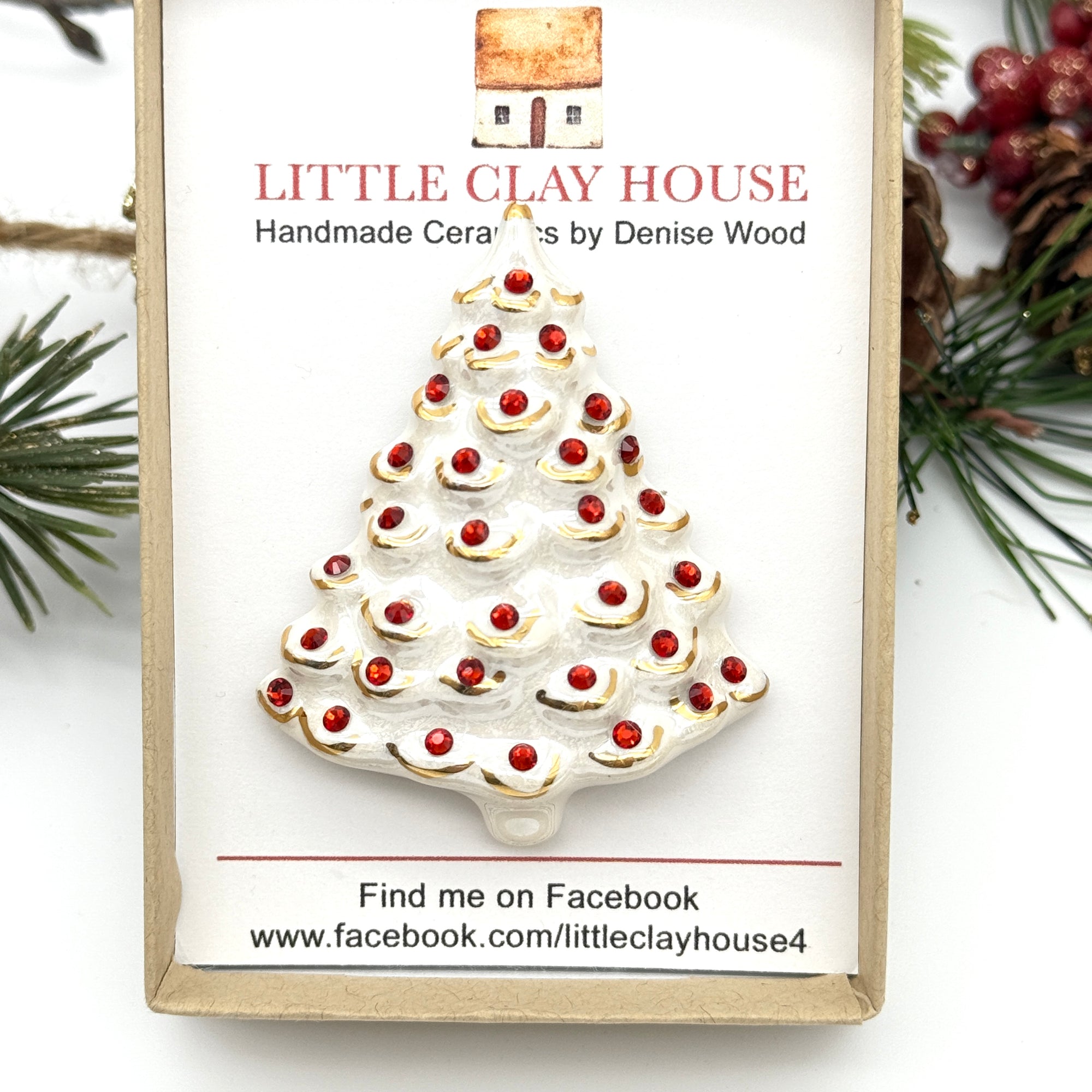 Vintage Style Ceramic Brooch - White & Ruby Red