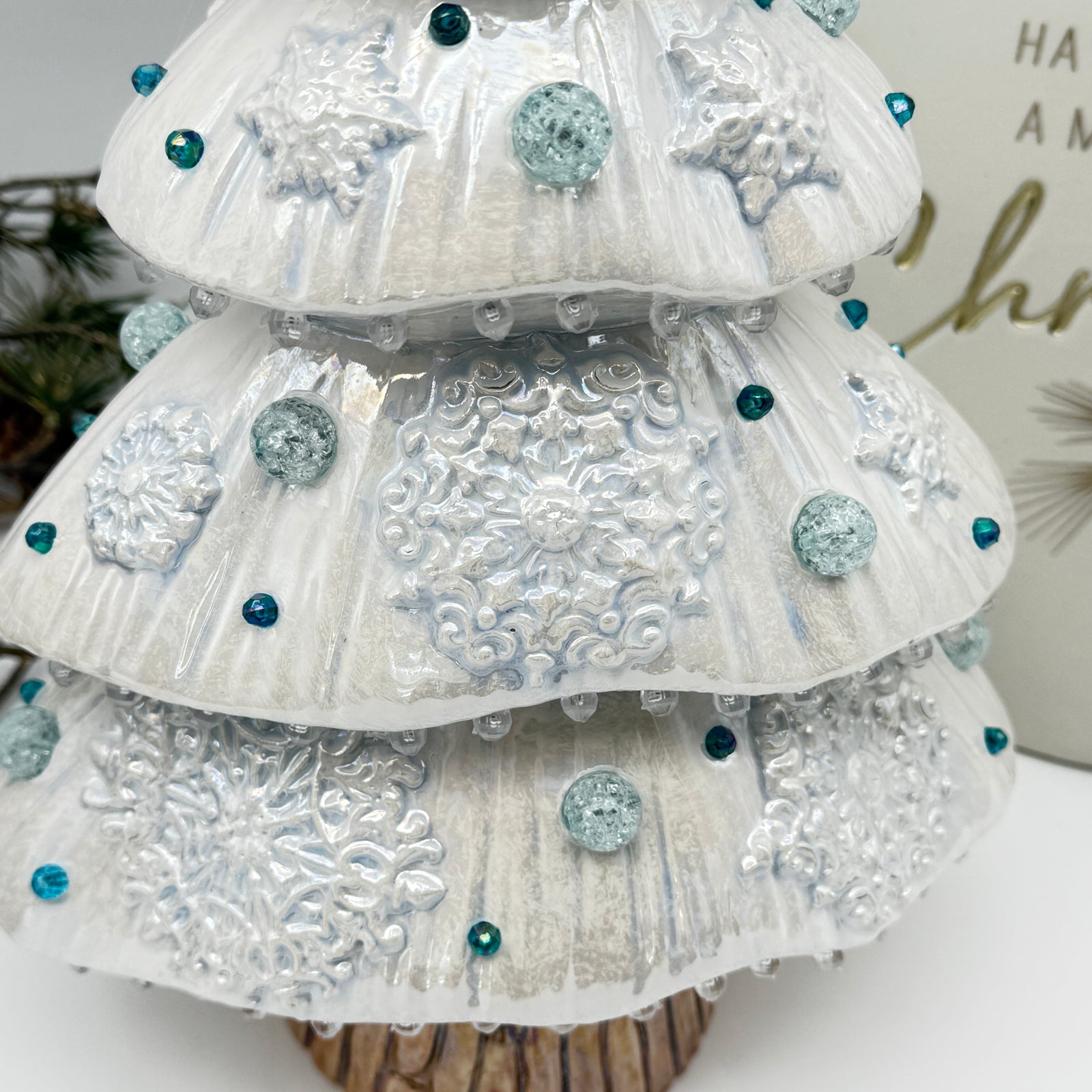 17 inch Snowy Snowflake Tree