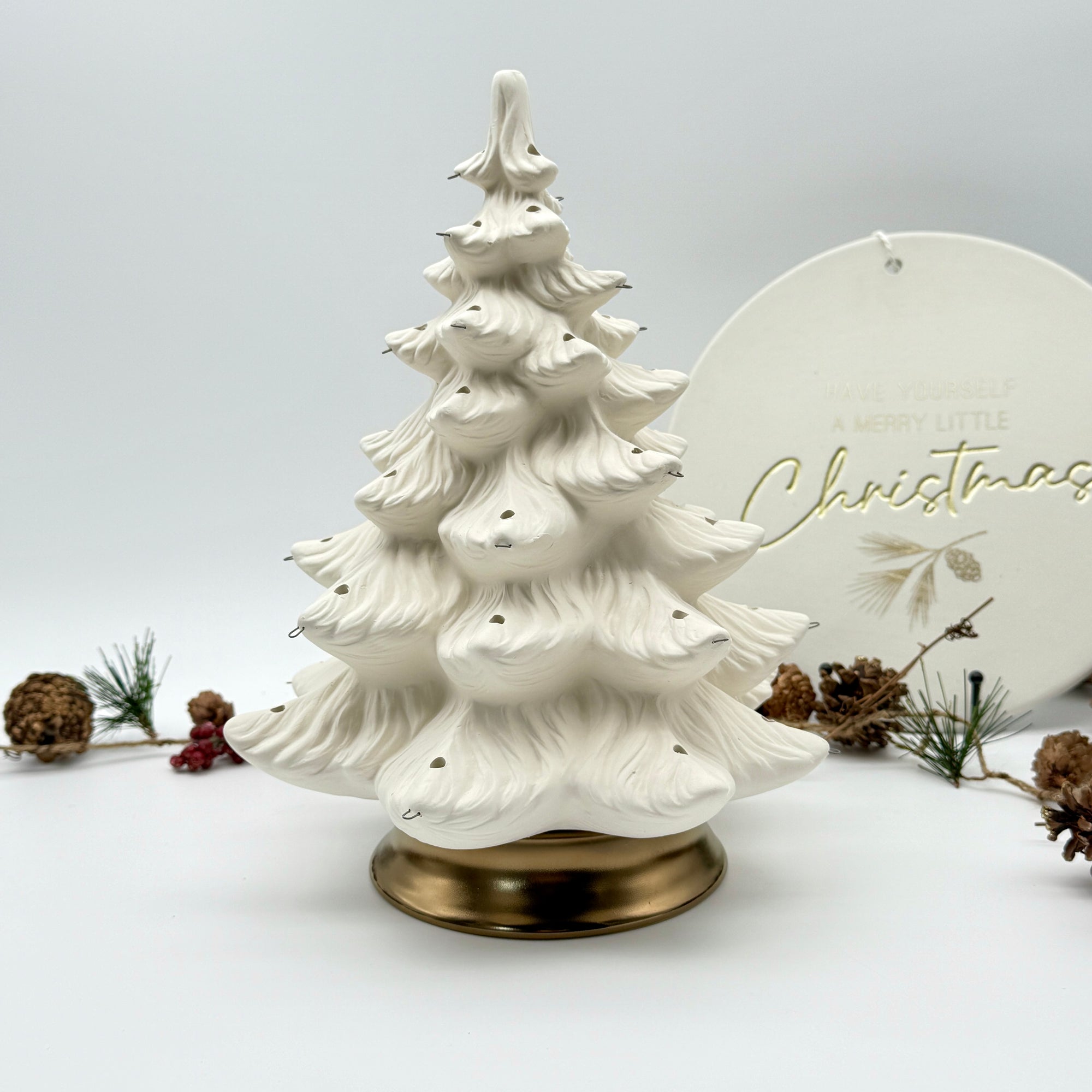 Artisan’s Gold Pedestal