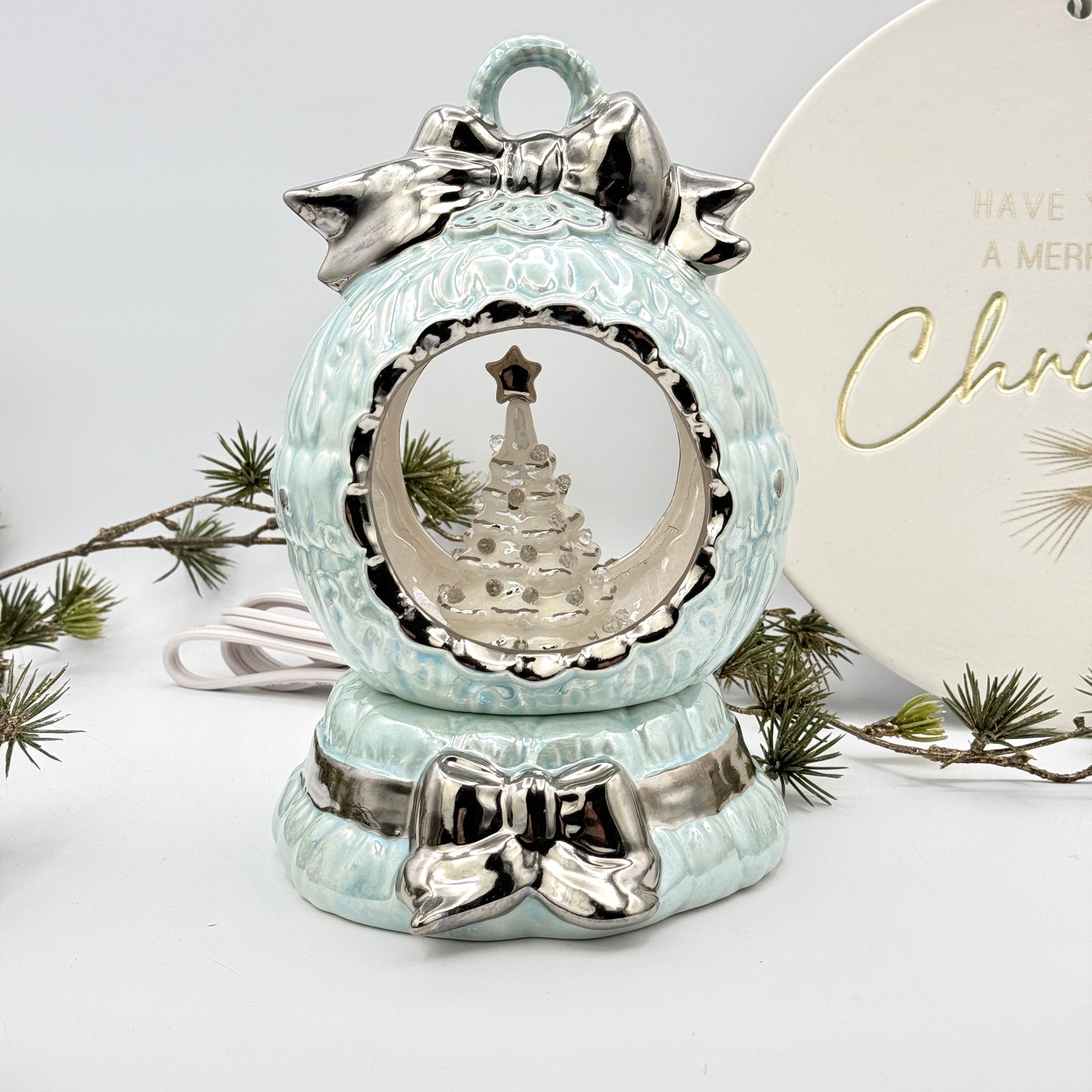 Vintage Christmas Diorama - Silver