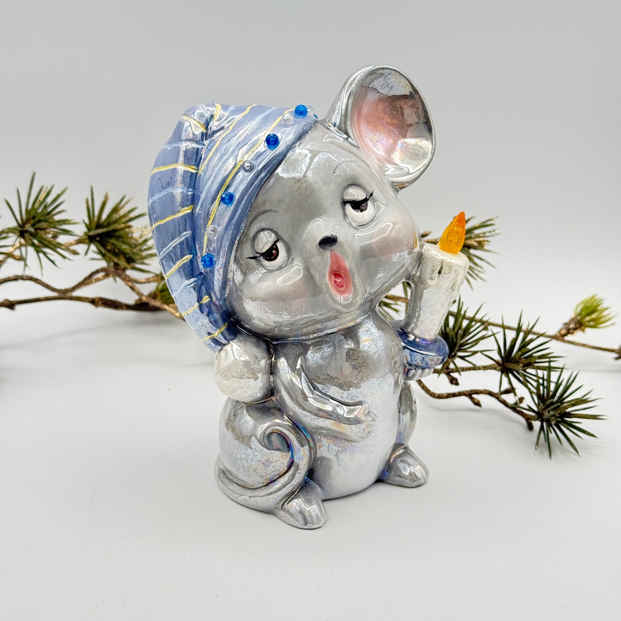 Sleepy Christmas Mouse